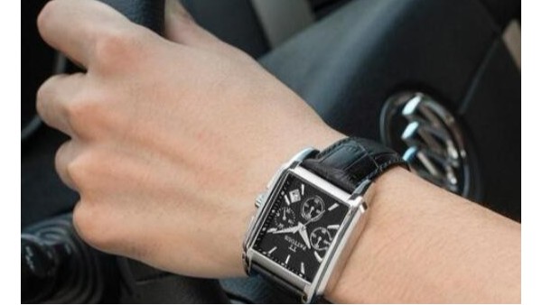 你知道為什么石英手表比機(jī)械手表準(zhǔn)確嗎？這離不開晶振和晶振廠家